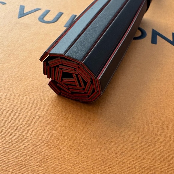 Louis Vuitton Leather Croissette Tassel Bag Charm Key Holder Authentic - Picture 4 of 5